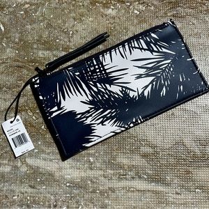 Nautica blue white 6x3 pouch wristlet brand new